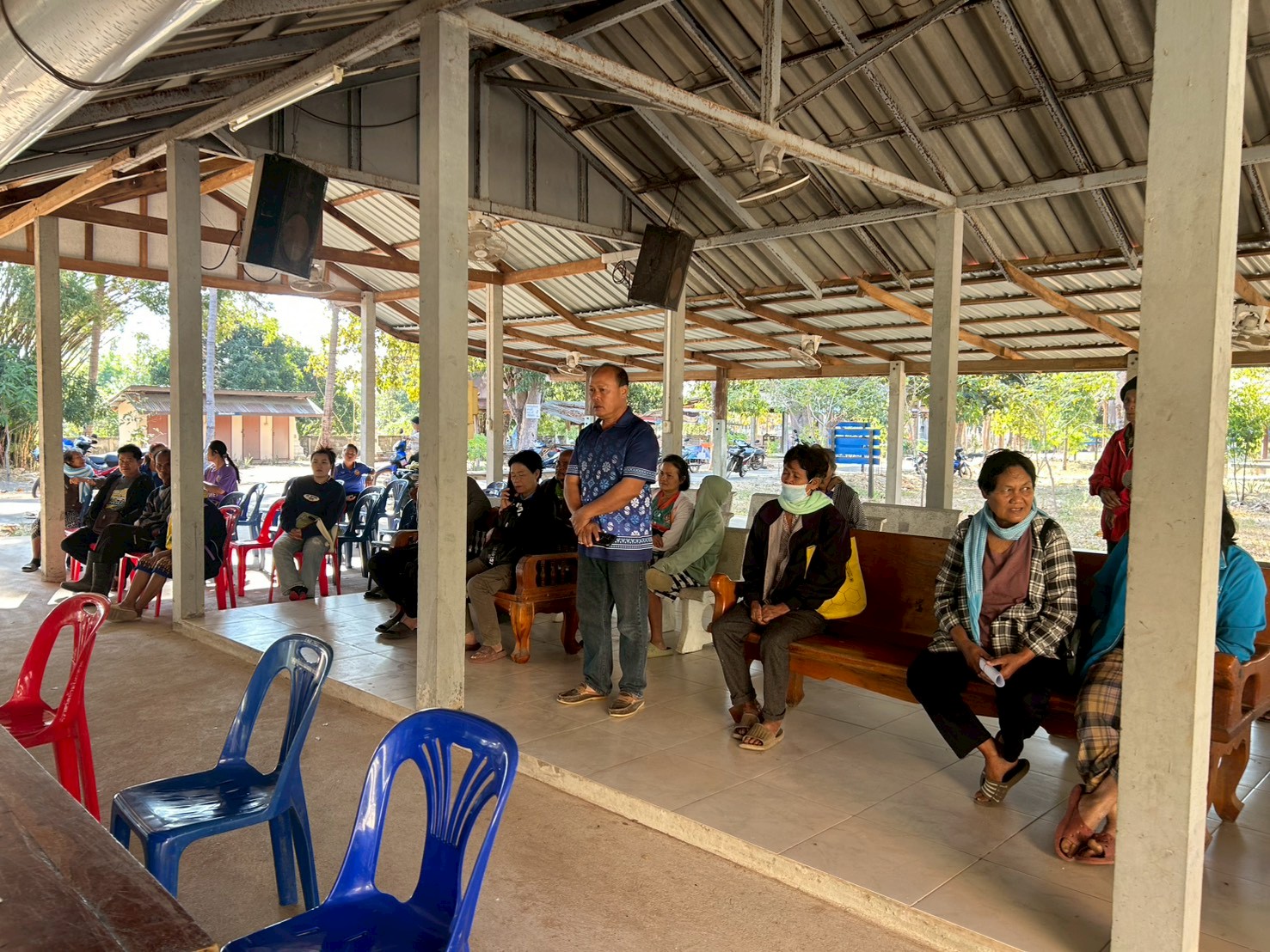 title - ส.ป.ก. ยโสธร  ออกศูนย์บริการประชาชนเคลื่อนที่ (Mobile Unit)